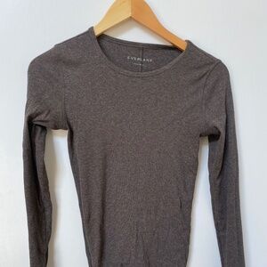 Micro-knit long sleeve warm grey